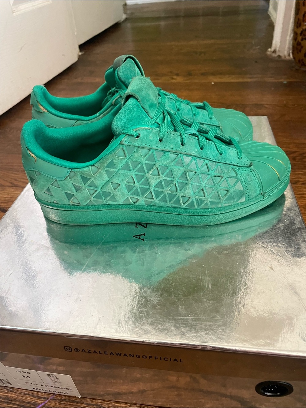 (SOLD) Adidas Originals Superstar "Xeno Spectrum" Kids 5.5 / Women’s 7 As-Is